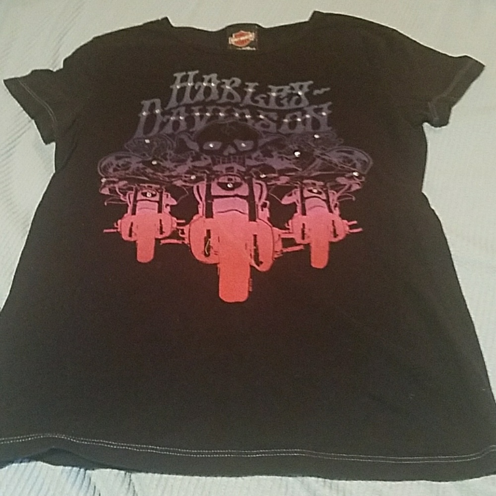 Harley-Davidson shirt